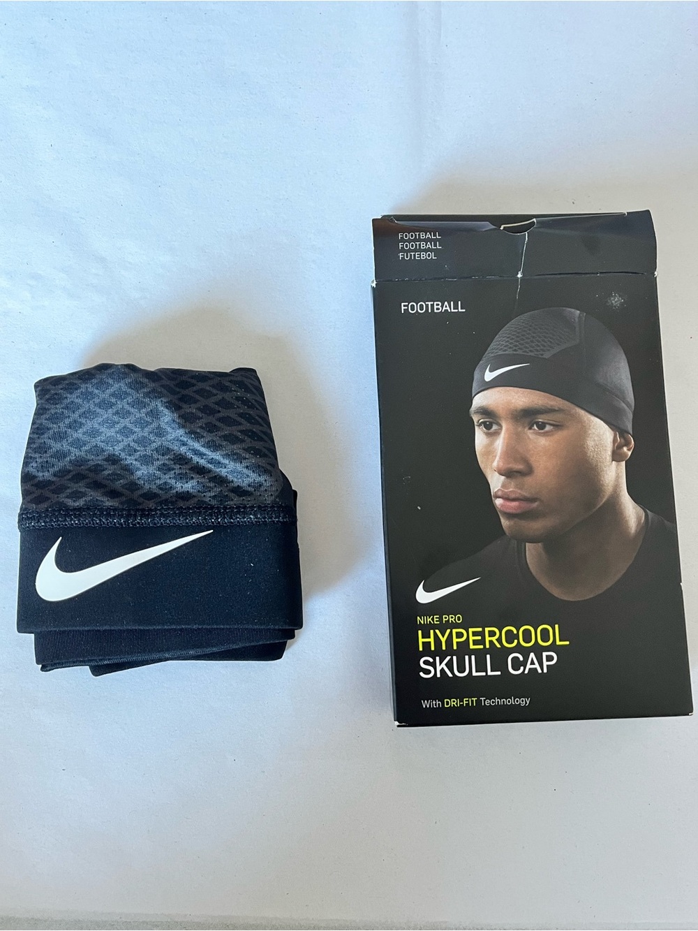 Nike Hypercool Skull Cap - Black with White Swoosh brand new in box - Picture 3 of 3